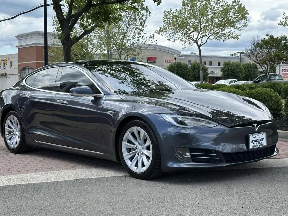 TESLA MODEL S 2016 5YJSA1E27GF152858 image TESLA MODEL S 2016 5YJSA1E27GF152858 image